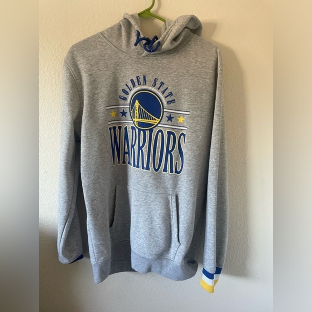 Golden state warriors men sweater size medium